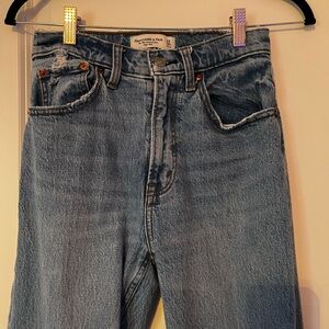 High Rise 90s Relaxed Jeans